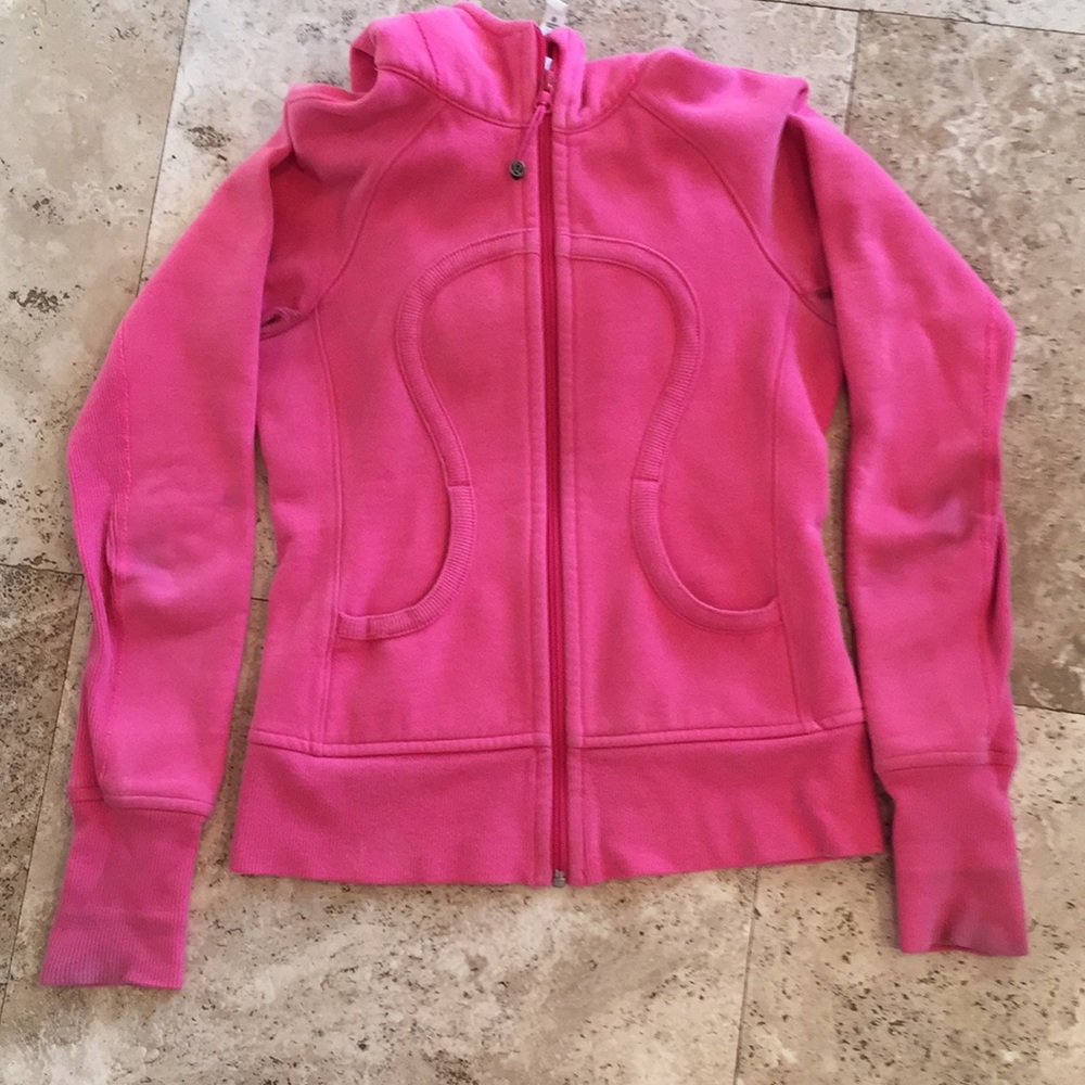 Lulu zip up